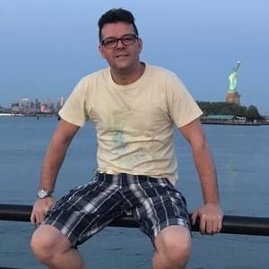 Meet your Posher, Carlos magno